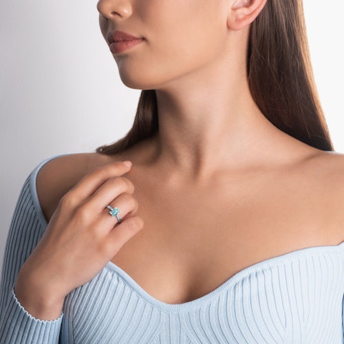 Pierścionek zaręczynowy SAVICKI: białe złoto, akwamaryn